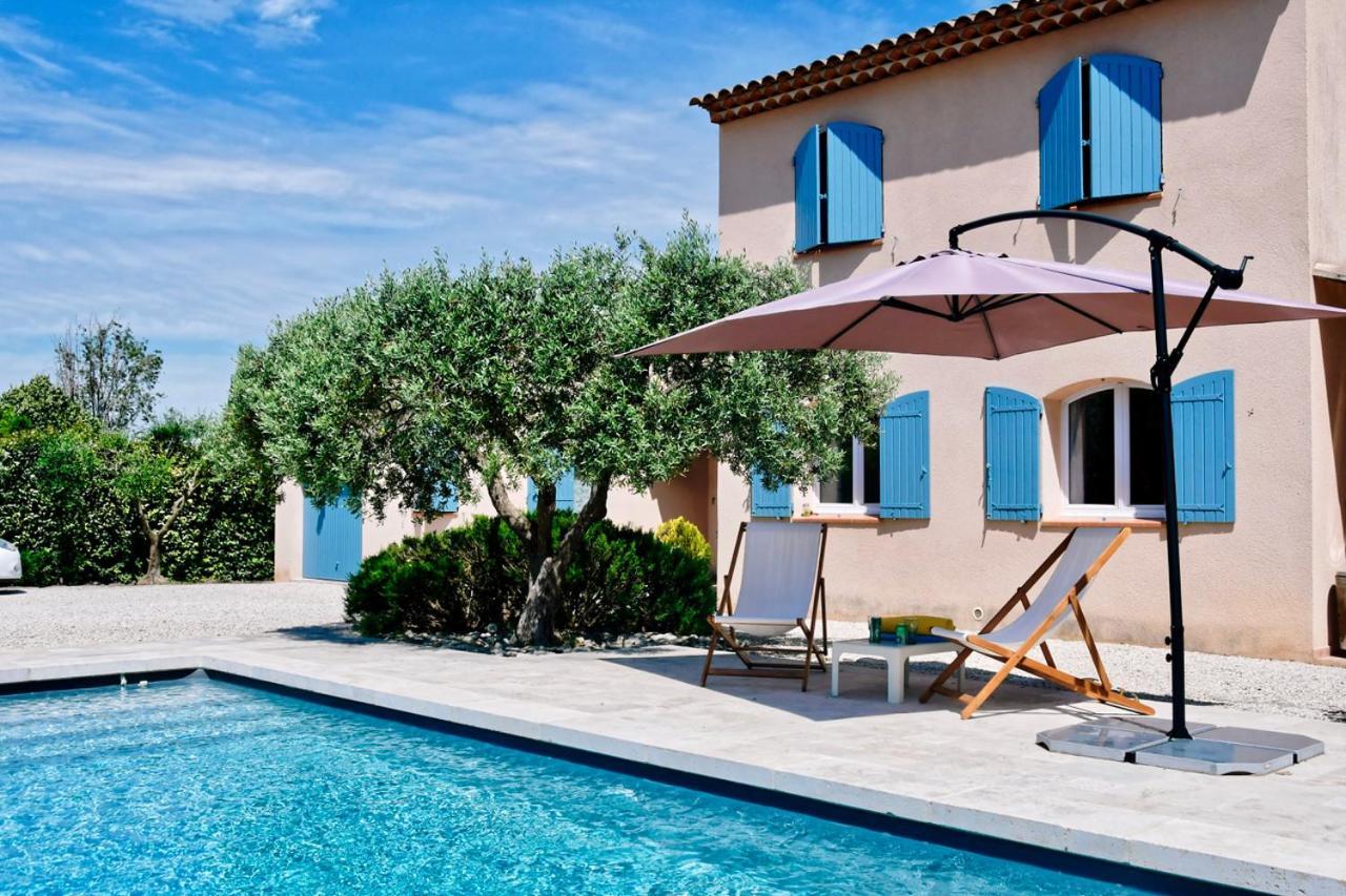 Villa Louanne Pertuis Exterior photo
